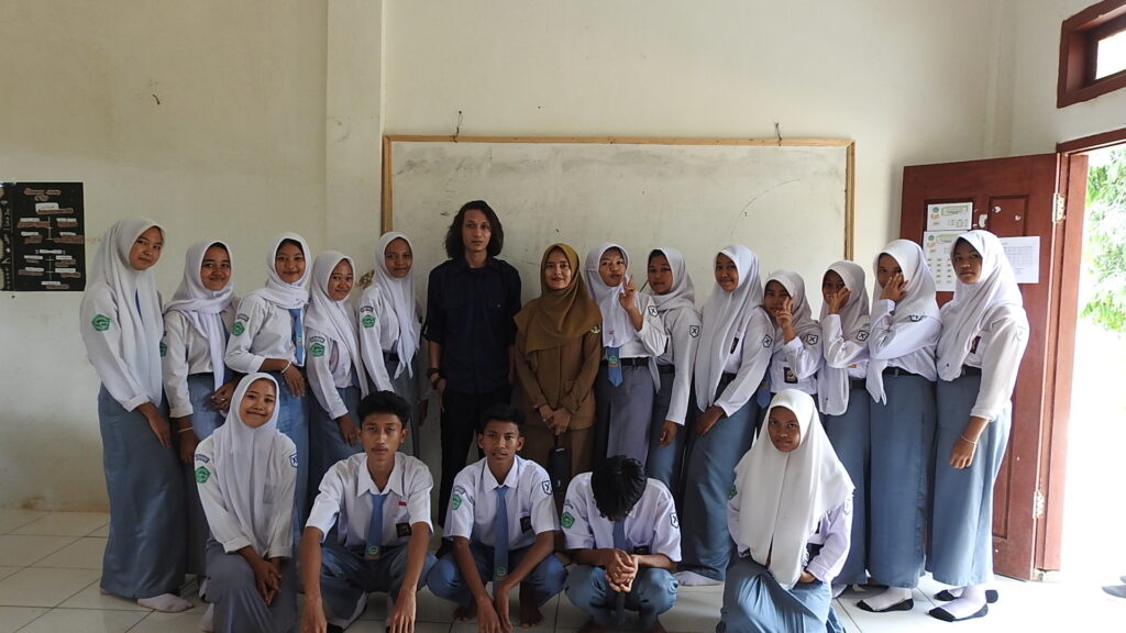 Workshop Media Center TNWK di SMK Nusantara